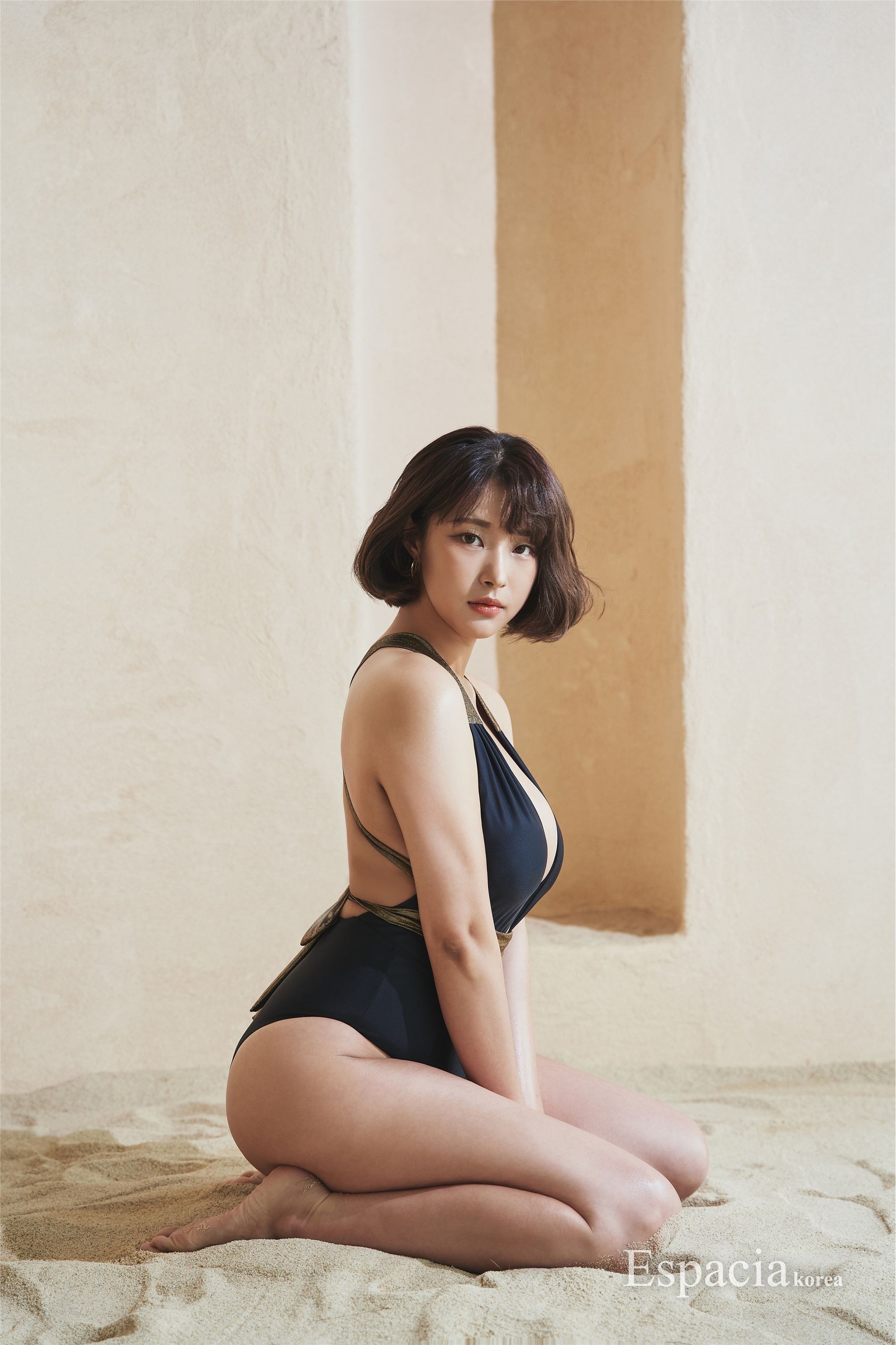 ESPACIAKOREA 008 EHC-048 - K.G.J